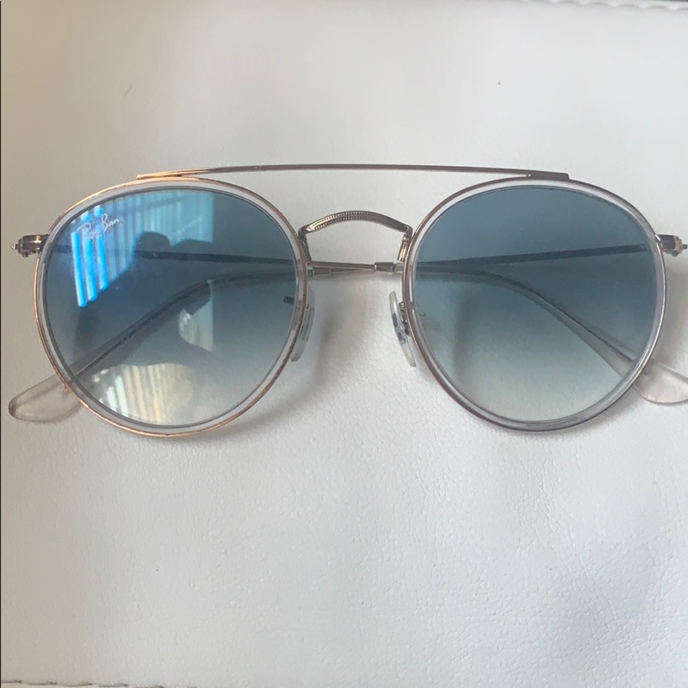 RAY BANS CASE INCLUDED